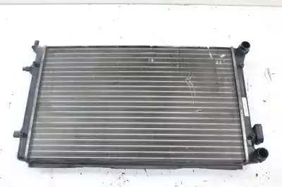 Автозапчастина б/у водяний радіатор для volkswagen caddy ka/kb (2k) kombi посилання на oem iam 1k0121125bo  