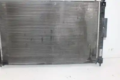 Автозапчастина б/у водяний радіатор для citroen c4 picasso attraction посилання на oem iam 9673628780  