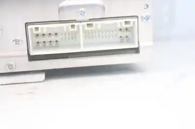 Peça sobressalente para automóvel em segunda mão sistema de áudio / rádio cd por kia rio iii 1.2 cvvt 84 cv referências oem iam 961701w700ca