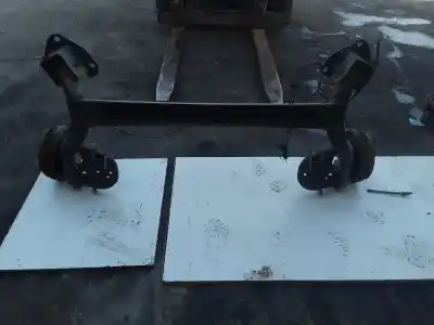 Pièce détachée automobile d'occasion essieu arrière pour dacia dokker * références oem iam   