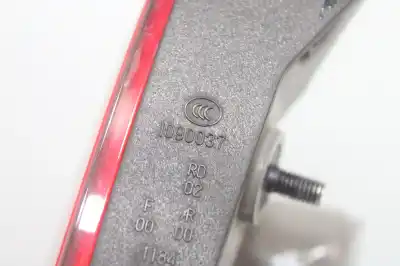 Автозапчасти б/у внутренний правый задний фонарь за lexus is200 (ds2/is2) 220d ссылки oem iam 1090037  