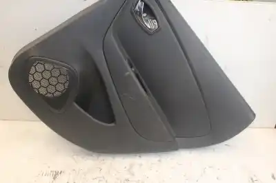 Pezzo di ricambio per auto di seconda mano rivestimento porta anteriore destro per renault captur adventure riferimenti oem iam 829a08594r  