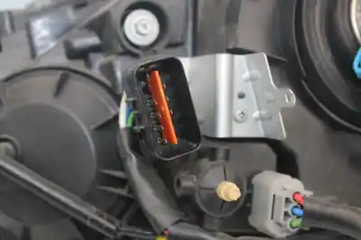 Автозапчасти б/у правая фара за mitsubishi outlander (cw0) challenge 4wd ссылки oem iam 083141140r  