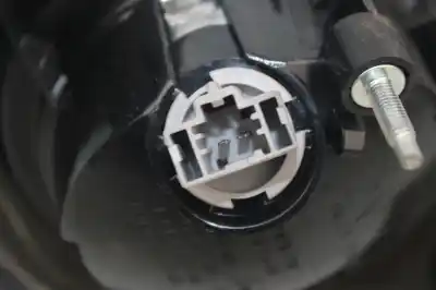 Peça sobressalente para automóvel em segunda mão farolim interior traseiro esquerdo por mazda 3 berlina (bk) 1.6 cd diesel cat referências oem iam p2913l