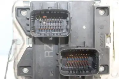 Pièce détachée automobile d'occasion CALCULATEUR MOTEUR ECU pour OPEL CORSA A  Références OEM IAM 0261204475  