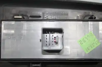 Peça sobressalente para automóvel em segunda mão botão / interruptor elevador vidro dianteiro esquerdo por volkswagen jetta (1k2) advance 170 cv / 125 kw referências oem iam 1k4868049c