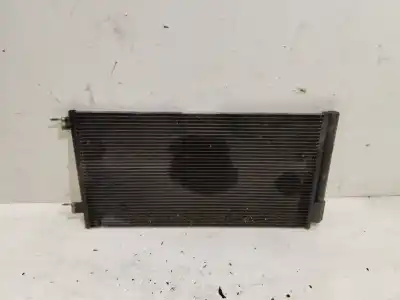 Pezzo di ricambio per auto di seconda mano CONDENSATORE / RADIATORE ARIA CONDIZIONATA per JEEP COMPASS II  Riferimenti OEM IAM 68273402AA  