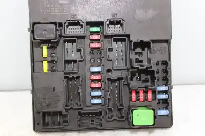 Second-hand car spare part fuse box unit for nissan leaf basis oem iam references 284b74nm3a  