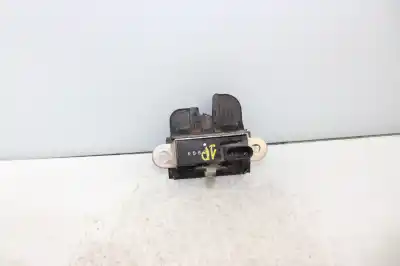 Pezzo di ricambio per auto di seconda mano BAULE / SERRATURA DEL CANCELLO per SEAT ALTEA (5P1)  Riferimenti OEM IAM 5P0827505A  
