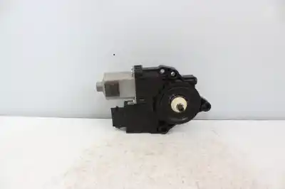 Second-hand car spare part front right door lock for bmw serie 7 (e65/e66) 730d oem iam references 7036170  