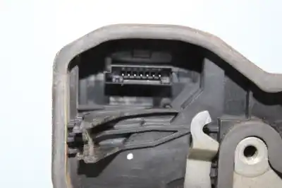 Second-hand car spare part front right door lock for bmw serie 7 (e65/e66) 730d oem iam references 7036170  