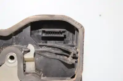 Second-hand car spare part left front door lock for bmw serie 7 (e65/e66) 730d oem iam references 7036167