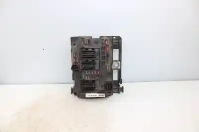 Second-hand car spare part fuse box unit for peugeot 307 break/sw (s2) sw pack 136 cv / 100 kw oem iam references 9646405280  