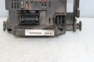 Second-hand car spare part fuse box unit for peugeot 307 break/sw (s2) sw pack 136 cv / 100 kw oem iam references 9646405280  