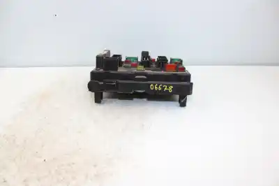 Second-hand car spare part fuse box unit for peugeot 307 break/sw (s2) sw pack 136 cv / 100 kw oem iam references 9646405280  