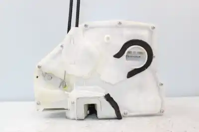 Second-hand car spare part front right door lock for suzuki swift azg (nz) gl oem iam references 8220168la1  