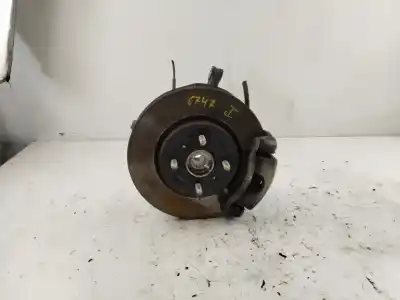 Second-hand car spare part front left knuckle for kia stonic (ybcuv) platinum edition oem iam references   