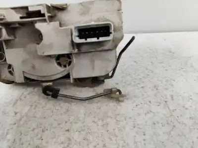 Second-hand car spare part left front door lock for peugeot 307 break/sw (s2) x-line 109 cv / 80 kw oem iam references   