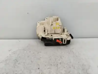 Second-hand car spare part left front door lock for dodge journey se oem iam references p04589693aaa  