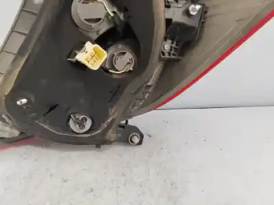 Peça sobressalente para automóvel em segunda mão farolim traseiro esquerdo por toyota yaris city referências oem iam e115061