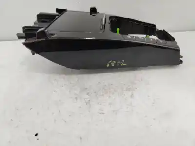 Автозапчастина б/у центральна консоль для kia xceed etech phev 141 cv / 104 kw посилання на oem iam 84631j7900  