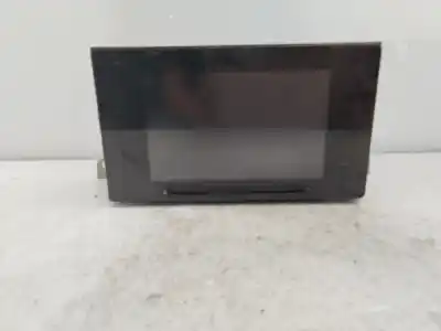 Second-hand car spare part audio system / radio cd for toyota auris hybrid active oem iam references 8614002360