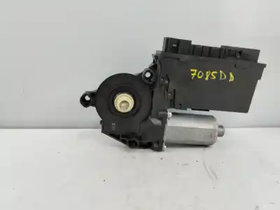 Автозапчасти б/у МОТОР СТЕКЛА ПЕРЕДНЕГО ПРАВОГО за SEAT EXEO ST (3R5)  ссылки OEM IAM 8E1959802G  