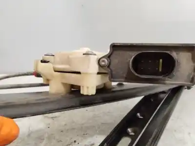 Second-hand car spare part passenger side right window regulator for bmw x3 (e83) 2.0d oem iam references e007083011  