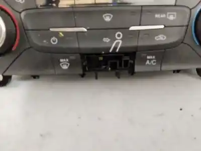 Peça sobressalente para automóvel em segunda mão comando de sofagem (chauffage / ar condicionado)  por ford focus lim. (cb8) trend referências oem iam f1et18c612aj  