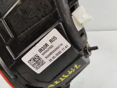 Автозапчастина б/у внутрішній правий завод для kia xceed edrive phev посилання на oem iam 92404j7300  