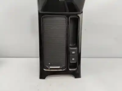 Автозапчастина б/у центральна консоль для kia xceed edrive phev посилання на oem iam 84698j7000  