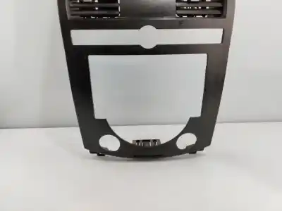 Pezzo di ricambio per auto di seconda mano griglia di aerazione per ssangyong rexton 2.7 turbodiesel cat 186 cv / 137 kw riferimenti oem iam 6961008b00  