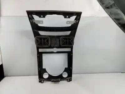 Pezzo di ricambio per auto di seconda mano griglia di aerazione per ssangyong rexton 2.7 turbodiesel cat 186 cv / 137 kw riferimenti oem iam 6961008b00  