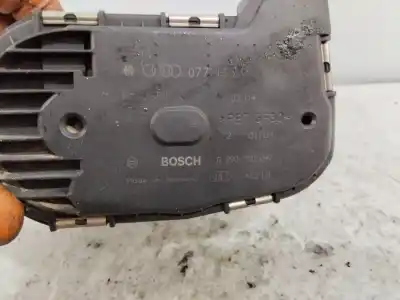 Pezzo di ricambio per auto di seconda mano scatola della farfalla per audi a8 (4e2) 4.2 fsi quattro 350 cv / 257 kw riferimenti oem iam 077133052a  