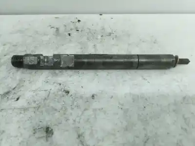 Second-hand car spare part INJECTOR for MERCEDES-BENZ CLASE C (W204) BERLINA  OEM IAM references   