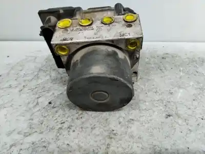 Second-hand car spare part abs for renault clio ii fase ii (b/cb0) authentique oem iam references 8200229137  