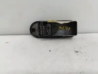 Автозапчастина б/у передній правий віконний вимикач для renault megane ii sedán (lm0/1_) 1.5 dci (lm16) посилання на oem iam 156018090d   Автозапчастина б/у передній правий віконний вимикач для renault megane ii sedán (lm0/1_) 1.5 dci (lm16) посилання на oem iam 156018090d