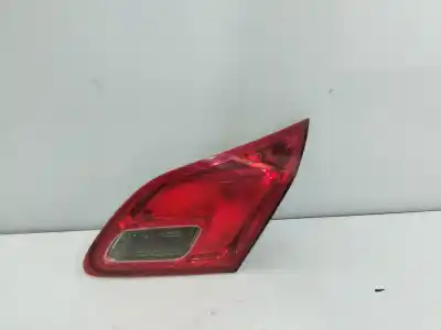 İkinci el araba yedek parçası IÇ SAG KUYRUK LAMBASI için OPEL ASTRA J (P10)  OEM IAM referansları 1090098  