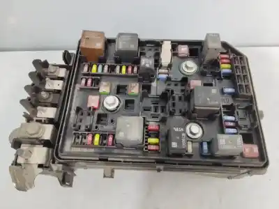 Автозапчасти б/у блок реле/предохранителей за opel astra k (b16) 1.6 cdti (68) ссылки oem iam 39040853  