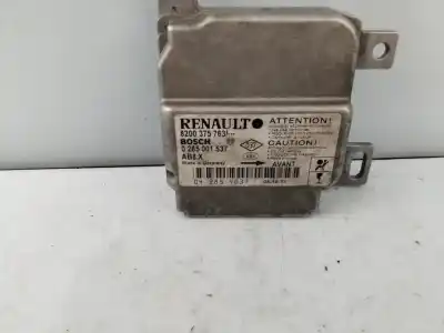 Автозапчастина б/у блок управління подушками безпеки для renault clio ii fase ii (b/cb0) authentique посилання на oem iam 8200375763  