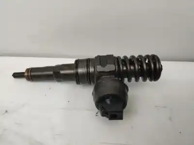 Автозапчастина б/у ИНЖЕКТОР для VOLKSWAGEN PASSAT VARIANT (3B6)  Посилання на OEM IAM 038130073BN  