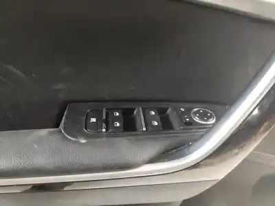 Автозапчастина б/у оббірка передніх дверей ліва для kia xceed edrive phev посилання на oem iam 82332j7010