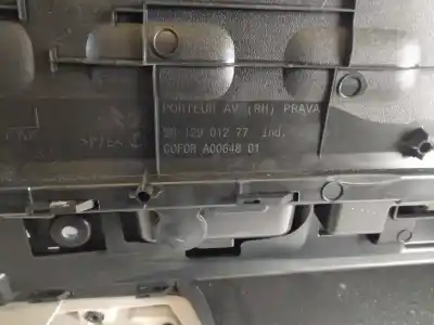 Автозапчасти б/у обивка передней правой двери за citroen c3 c-series 81 cv / 60 kw ссылки oem iam 9812901277