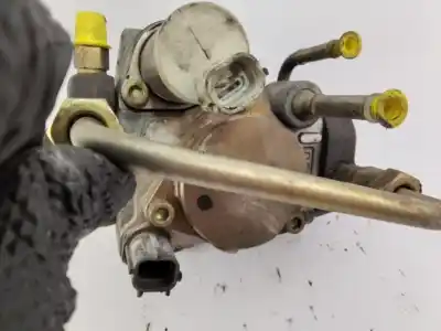 Second-hand car spare part injection pump for toyota corolla (e12) 2.0 d-4d linea terra berlina oem iam references 221000g010  