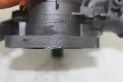 Peça sobressalente para automóvel em segunda mão borboleta de admissão por ford focus berlina (cap) 2.0 sport [2.0 ltr. - 100 kw tdci cat] referências oem iam 9647474880  