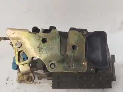 Second-hand car spare part left front door lock for ssangyong rexton 270 xdi limited oem iam references   