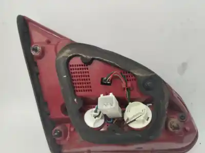 Peça sobressalente para automóvel em segunda mão farolim interior traseiro direito por kia ceed dream-team 128 cv / 94 kw referências oem iam 92404a20