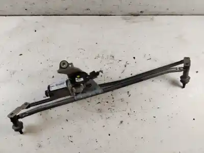 Second-hand car spare part front windshield wiper motor for iveco daily furgon fg batalla 3000 33 s ... v 155 cv / 114 kw oem iam references w000051914   Second-hand car spare part front windshield wiper motor for iveco daily furgon fg batalla 3000 33 s ... v 155 cv / 114 kw oem iam references w000051914