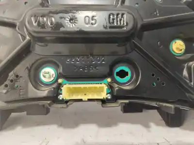 Peça sobressalente para automóvel em segunda mão quadrante por opel meriva cosmo referências oem iam 3173381xt  