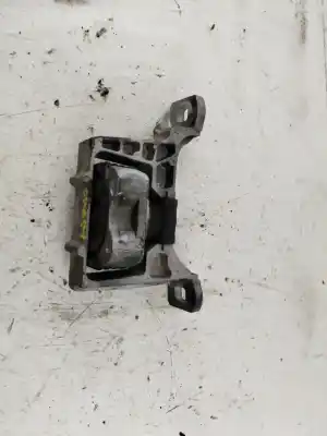 Second-hand car spare part ENGINE SUPPORT for FORD FOCUS BERLINA (CAP)  OEM IAM references 393638620  